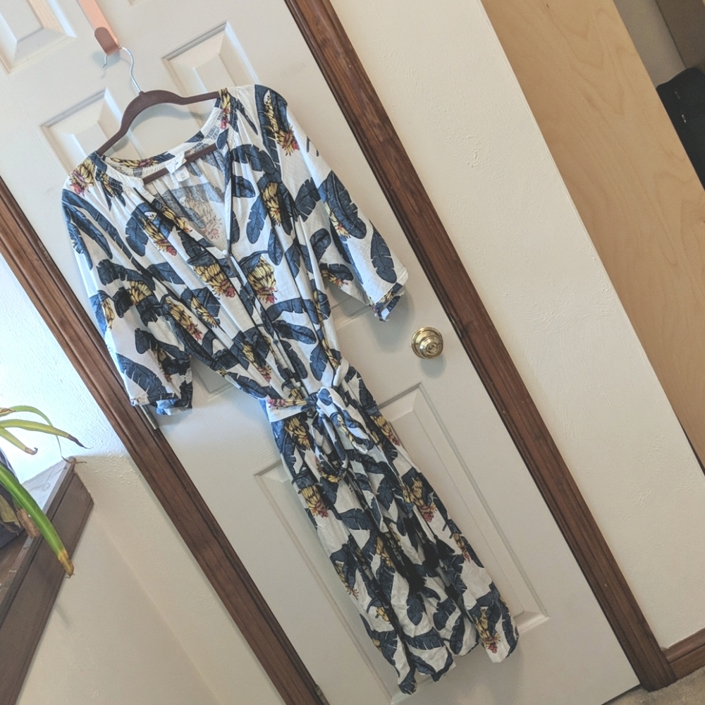 H&M Desmond and Dempsey Linen Banana Leaf Dress